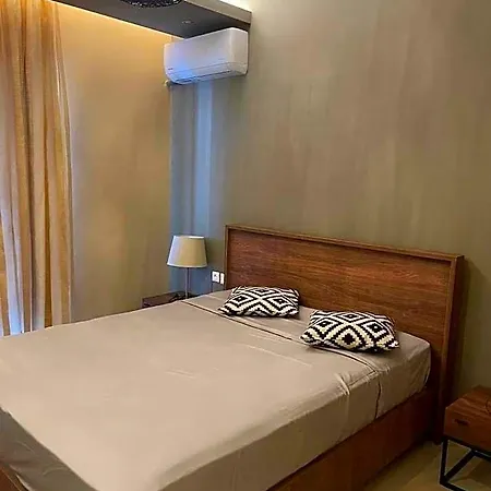Delfini & Hotel Afantou