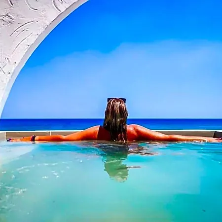 Hotel Delfini & 3*